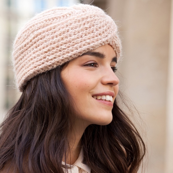 Sezane Accessories - Sezane Iconic Pink Charlotte Bonnett Beanie Hat